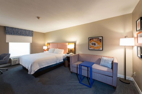 Hampton Inn By Hilton And Suites Jamestown image 6